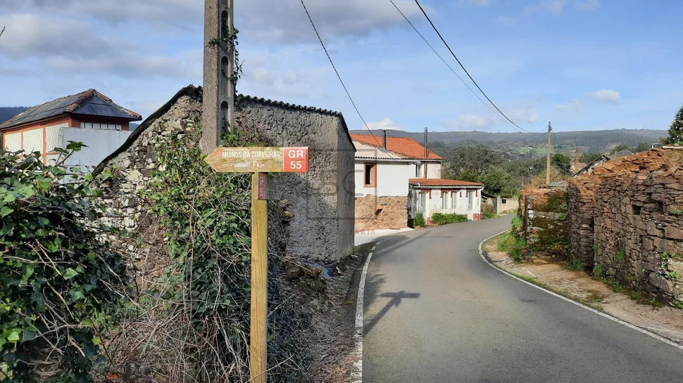 Casa de piedra enfoscada en cerdido