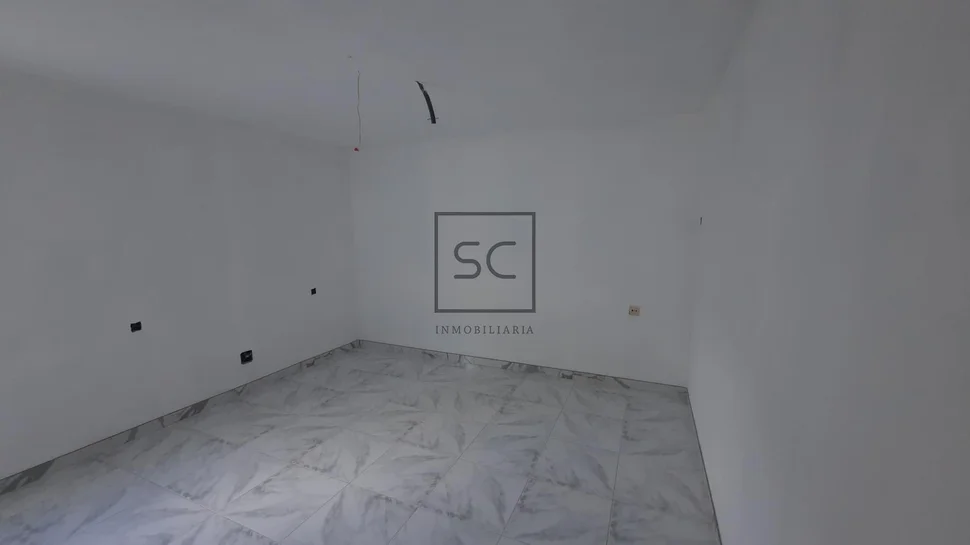 Casa unifamiliar con extensa parcela en san sadurniño