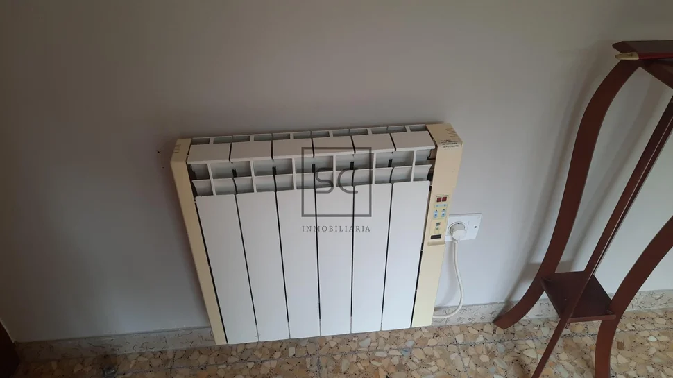 Casa unifamiliar con extensa parcela en san sadurniño