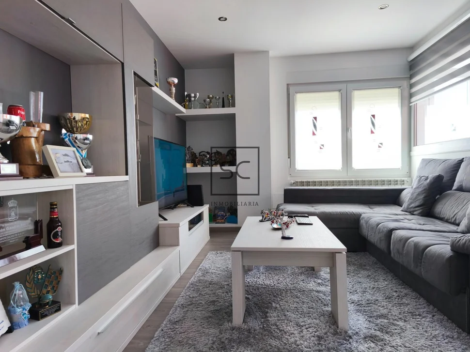 Apartamento reformado en fene