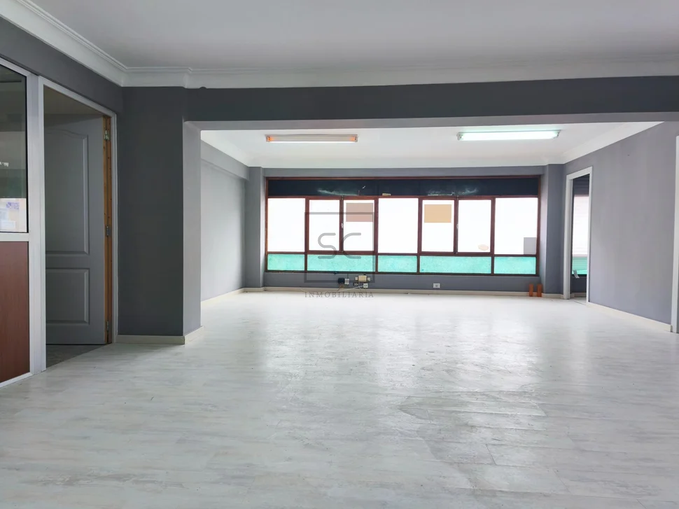 Local comercial en porta nova-ferrol