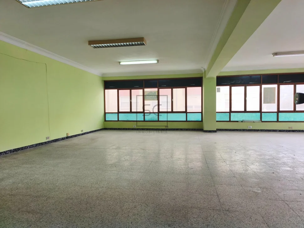 Local comercial en porta nova-ferrol