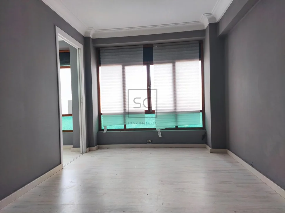 Local comercial en porta nova-ferrol