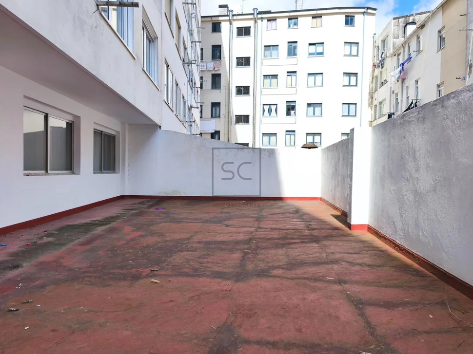 Local comercial en porta nova ferrol