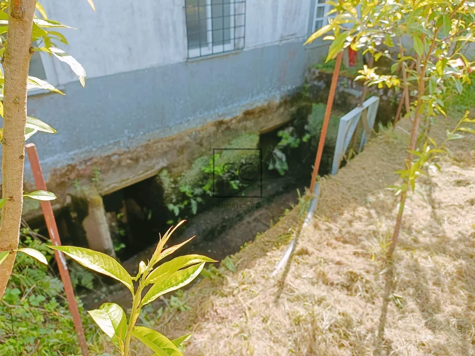 Casa con molino en freixeiro, narón
