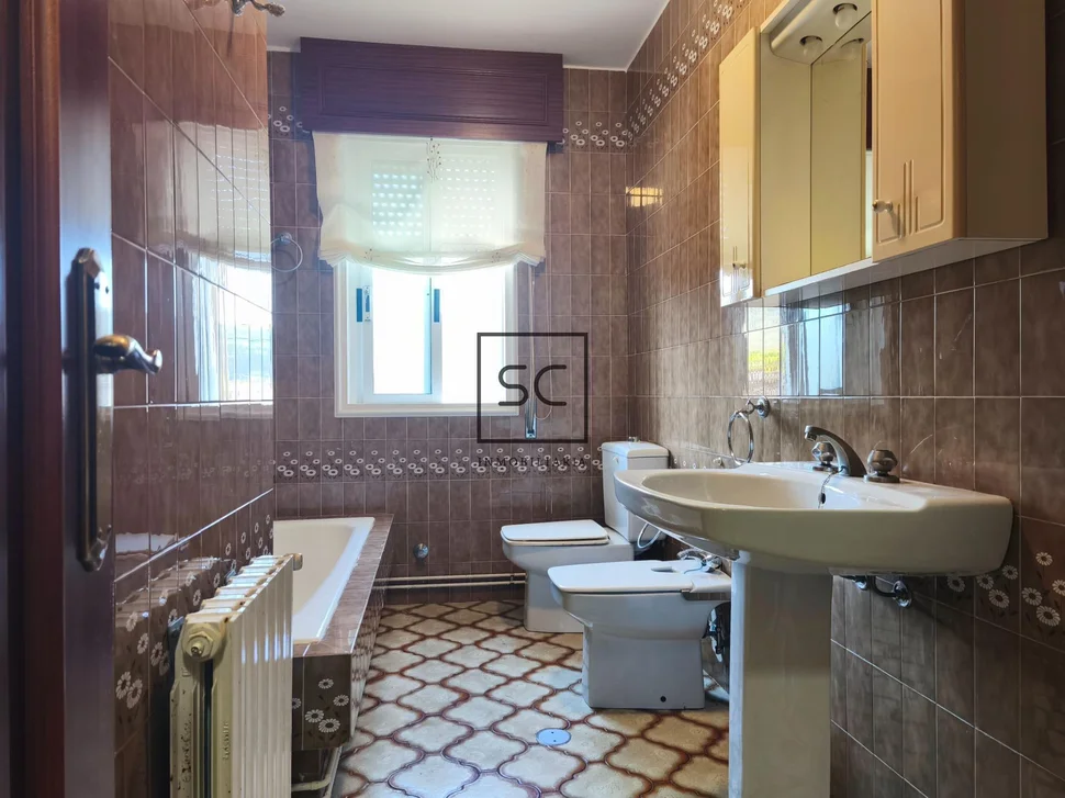 Chalet con piscina en san jorge-ferrol