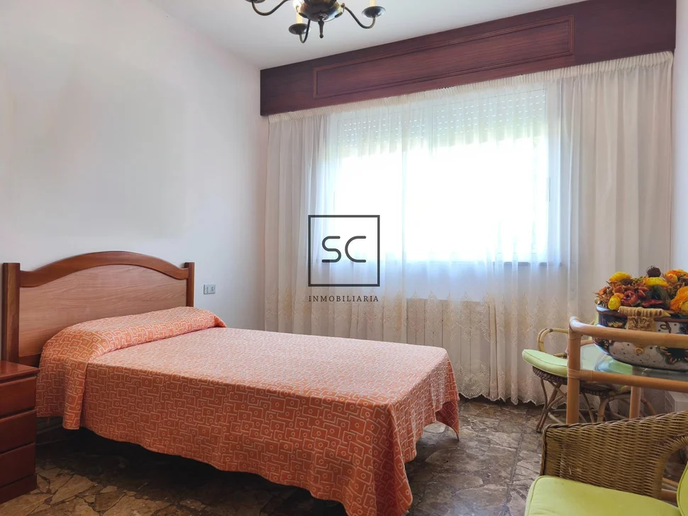 Chalet con piscina en san jorge-ferrol