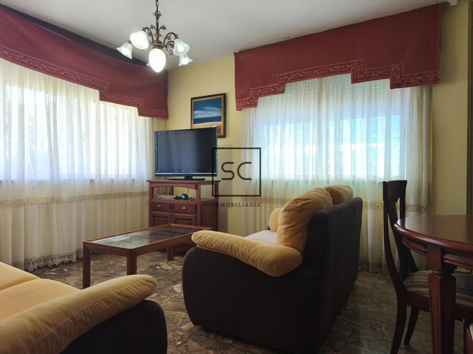 Chalet con piscina en san jorge-ferrol