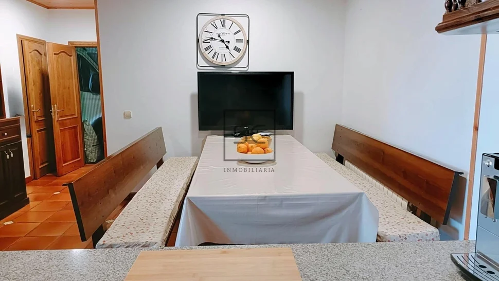 Amplia casa con vistas a la ría en fene