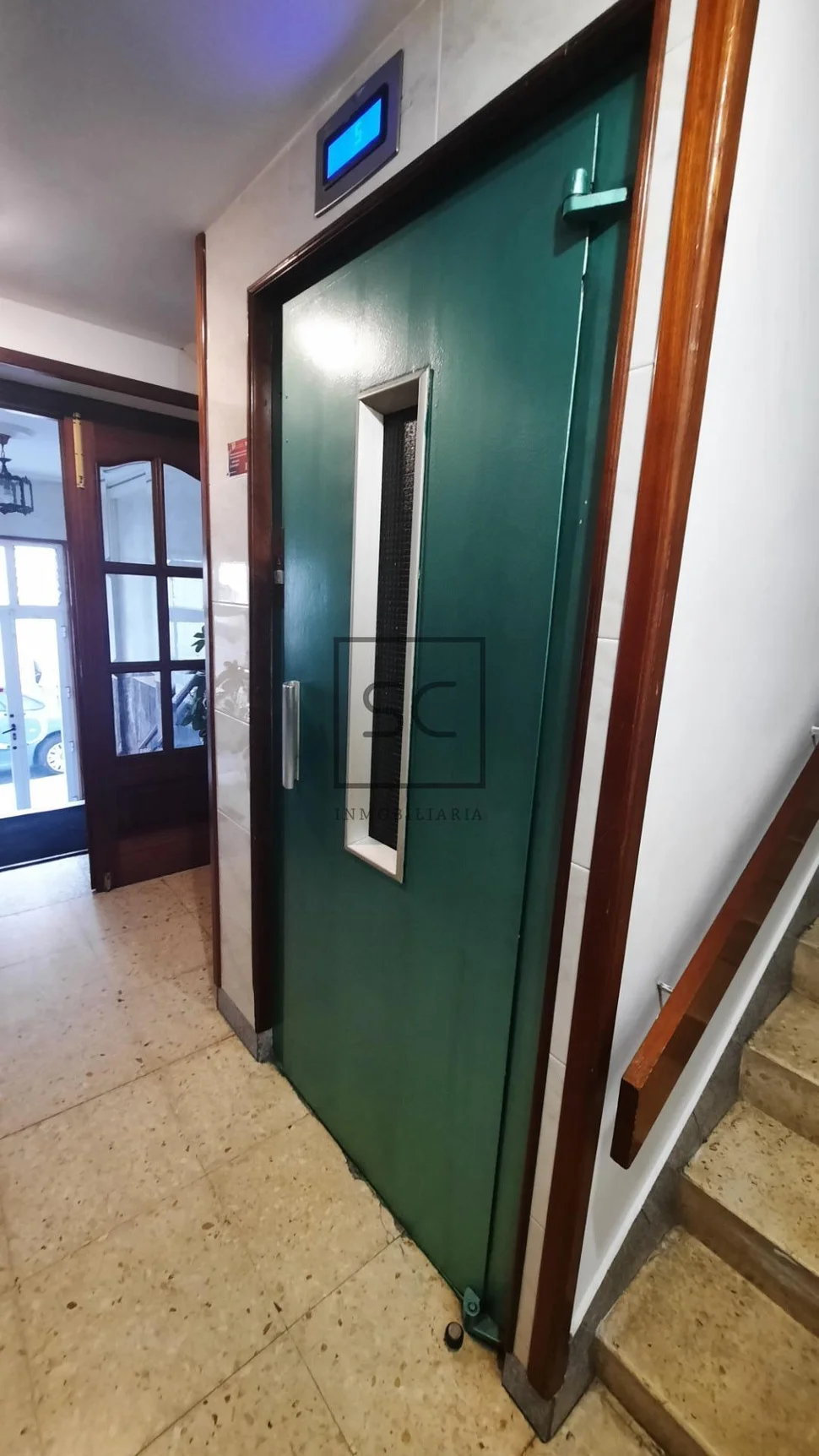 Primero con ascensor en zona fajardo