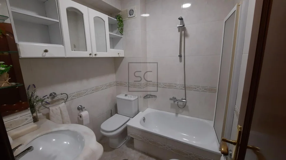 Apartamento en Freixeiro-Narón