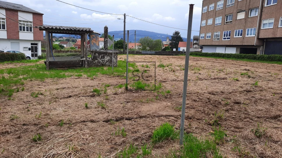 Unifamiliar en piedra para reforma en narón