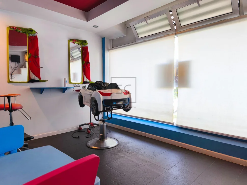 Local comercial zona odeón, narón