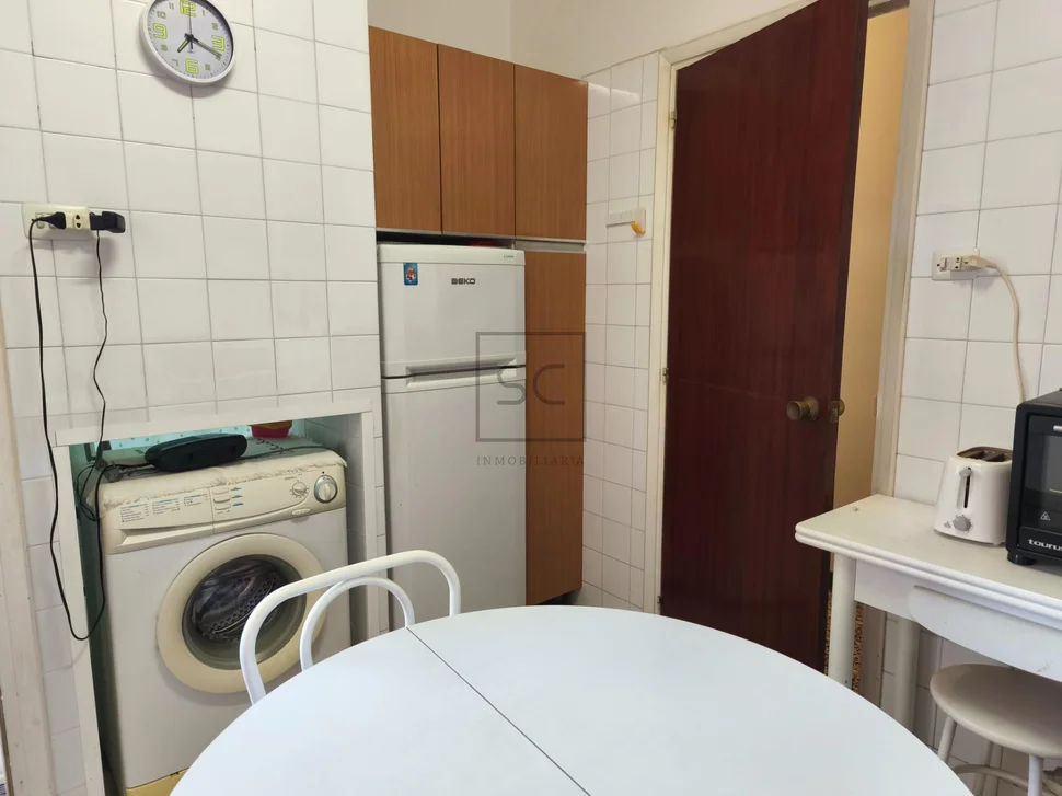 Piso con terraza y balcón en caranza-ferrol