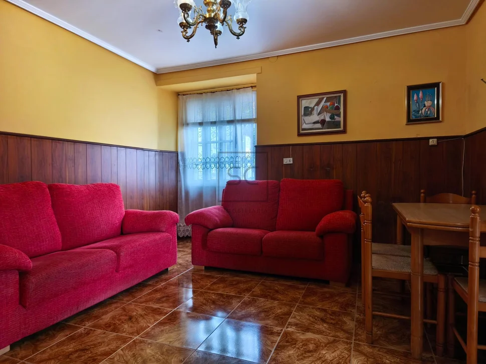 Dos viviendas en neda, con finca y aparcamiento