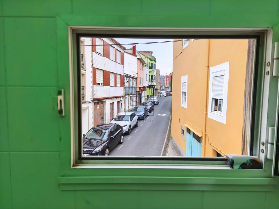 Dos viviendas en neda, con finca y aparcamiento