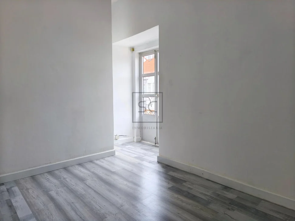 Dos viviendas en neda, con finca y aparcamiento