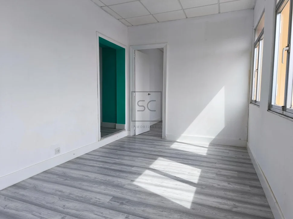 Dos viviendas en neda, con finca y aparcamiento