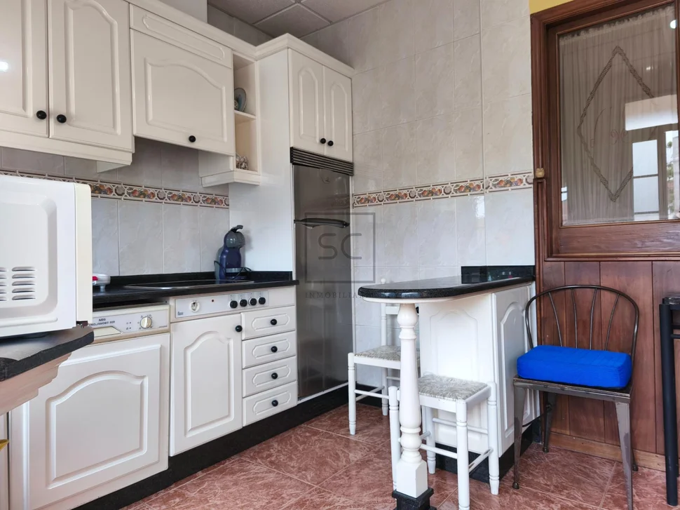 Dos viviendas en neda, con finca y aparcamiento