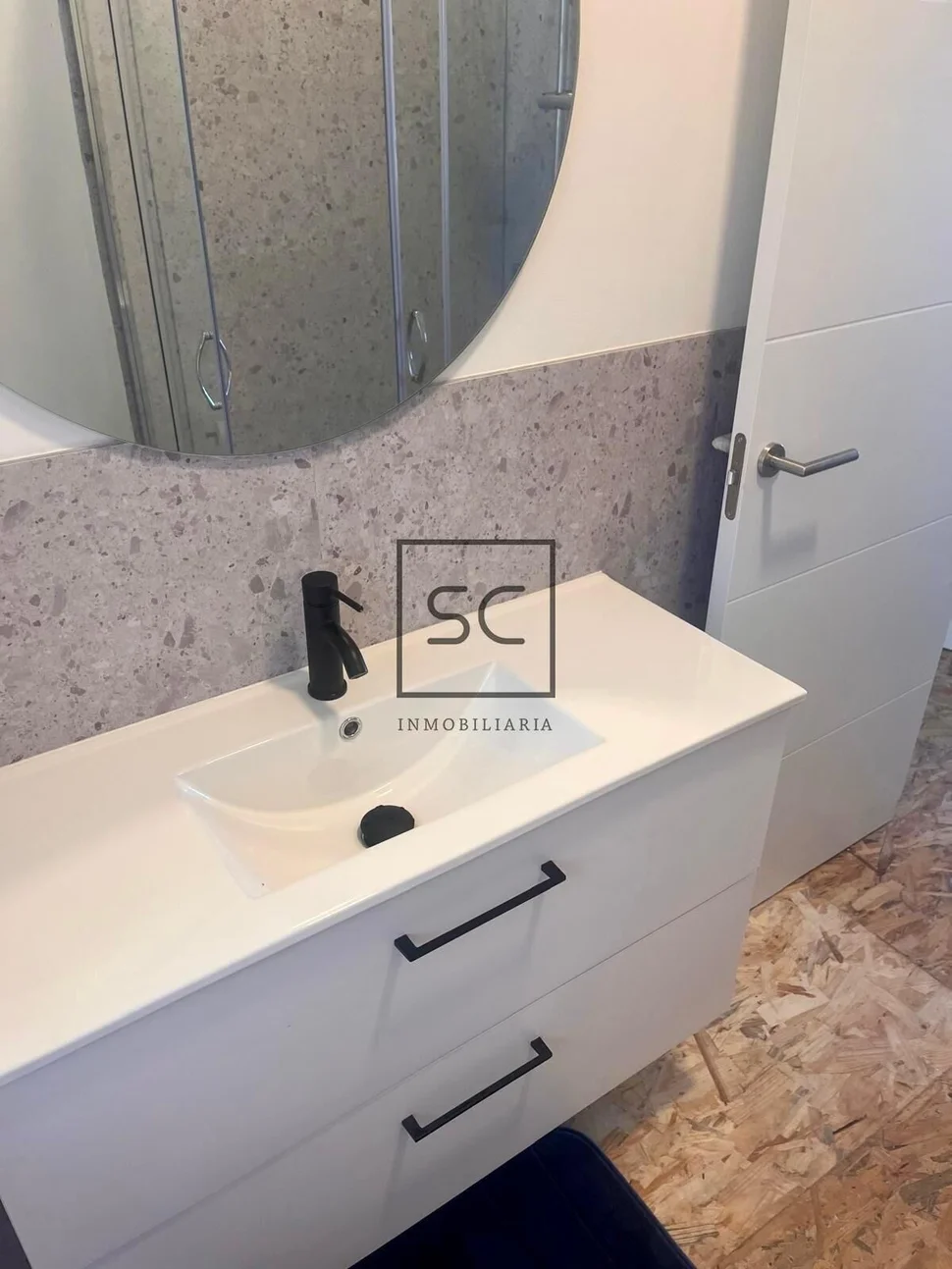 Piso recientemente reformado en ferrol centro