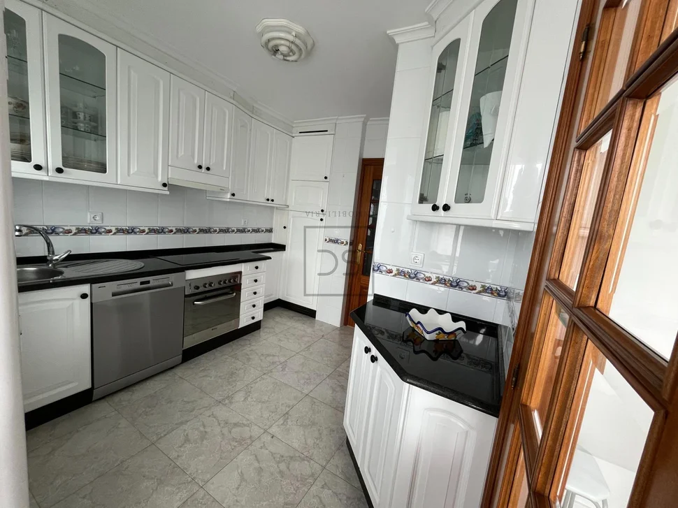 Piso amueblado en caranza