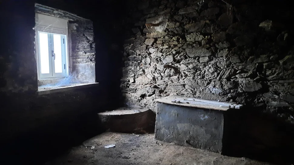 Casa rustica para reformar en moeche