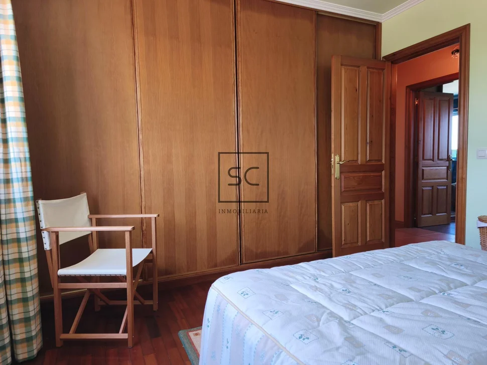 Chalet con piscina en ares