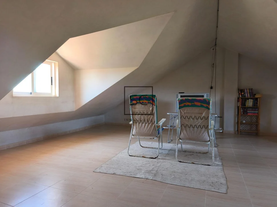 Chalet con piscina en ares