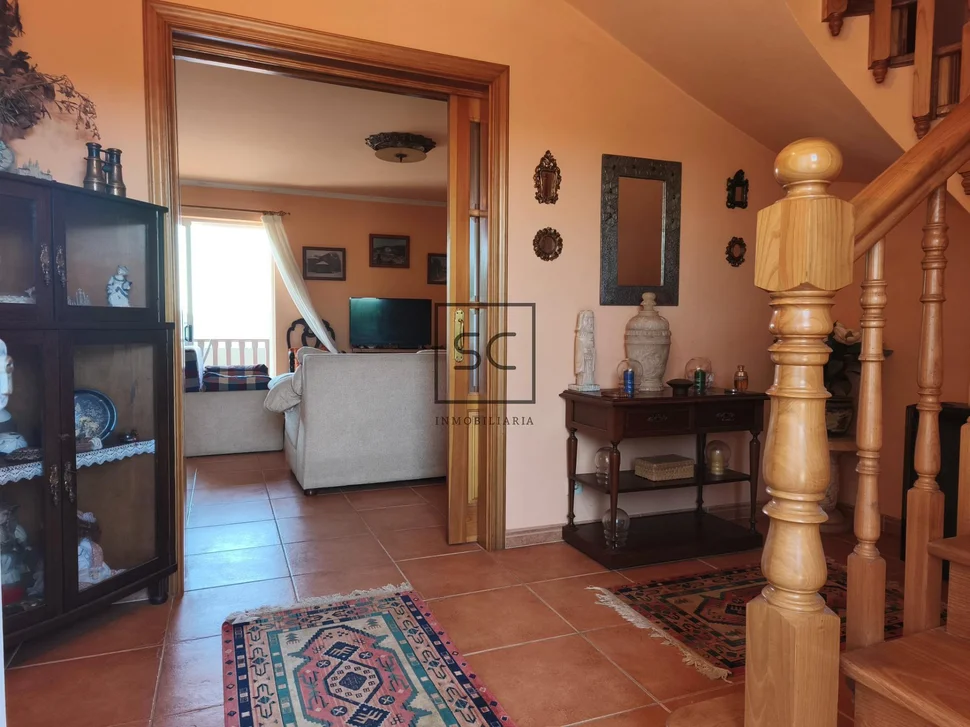 Chalet con piscina en ares