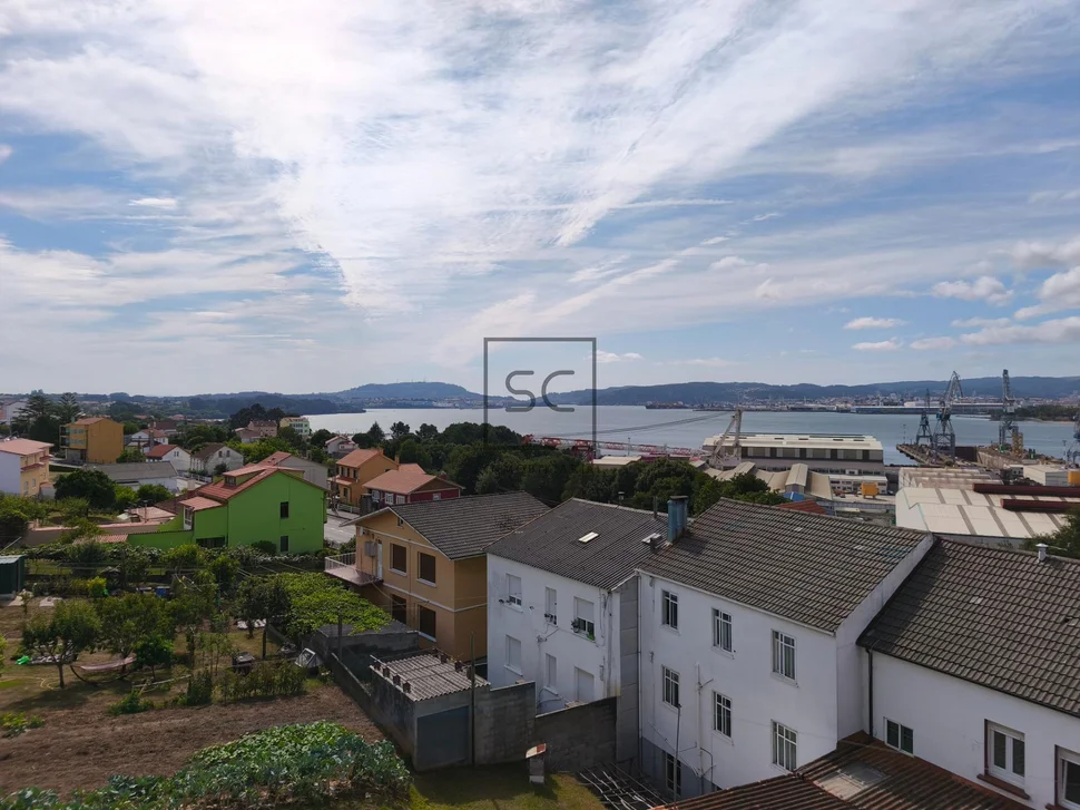 Piso con vistas a la ría en fene