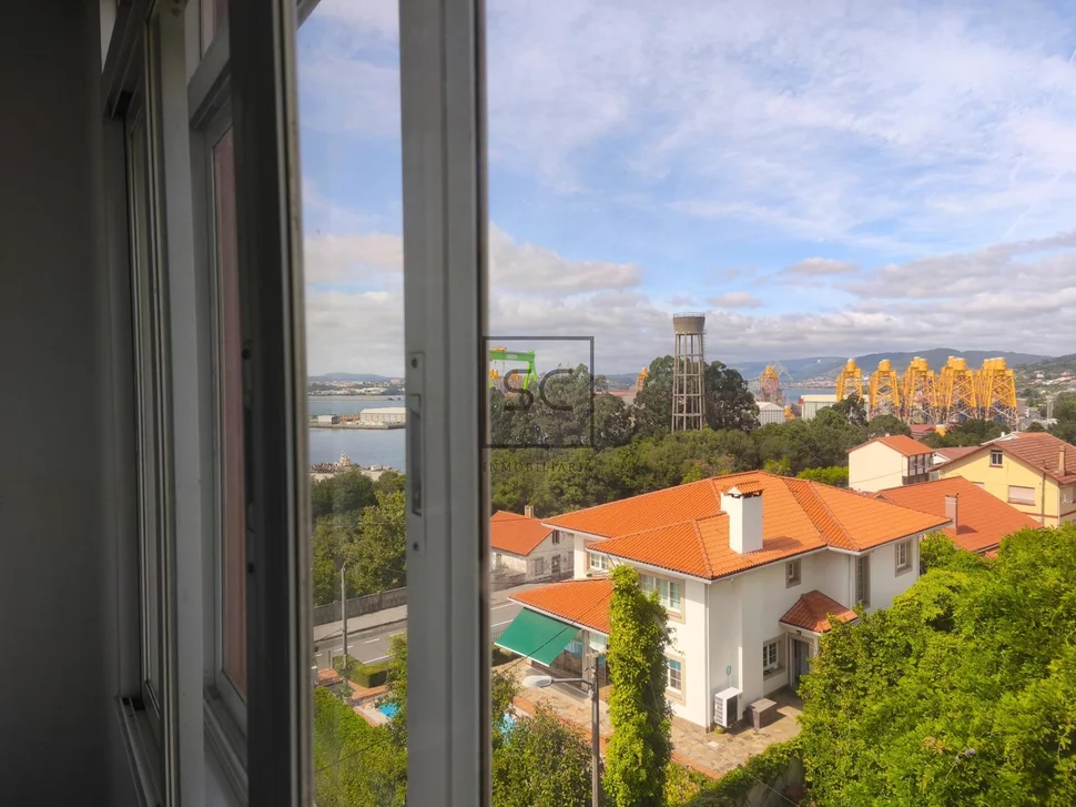 Piso con vistas a la ría en fene