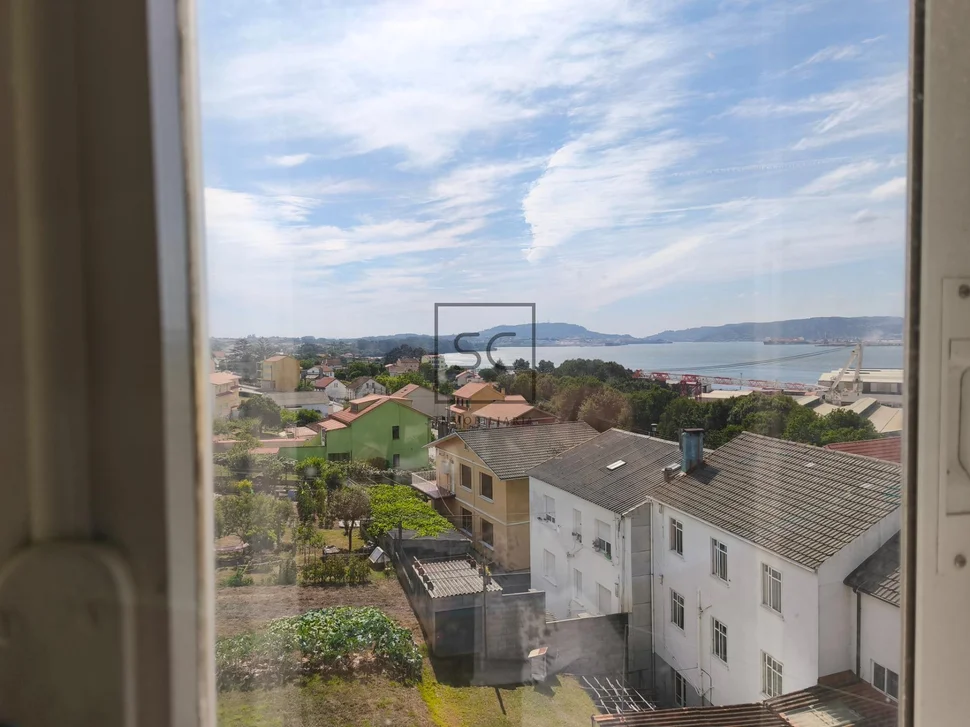 Piso con vistas a la ría en fene