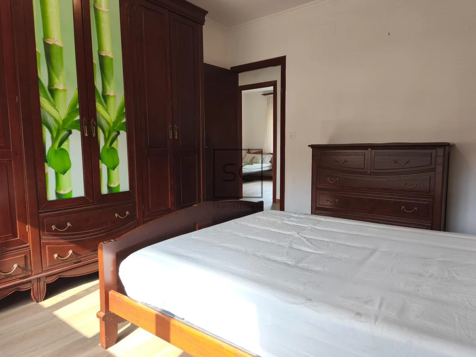 Casa con finca en anca, neda