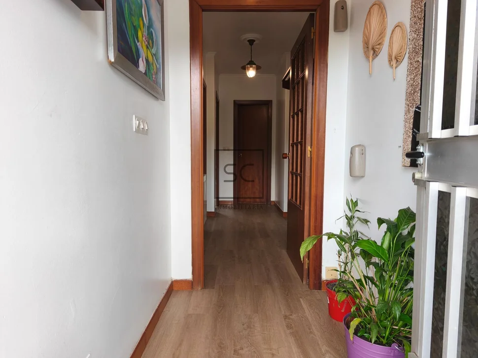 Casa con finca en anca, neda