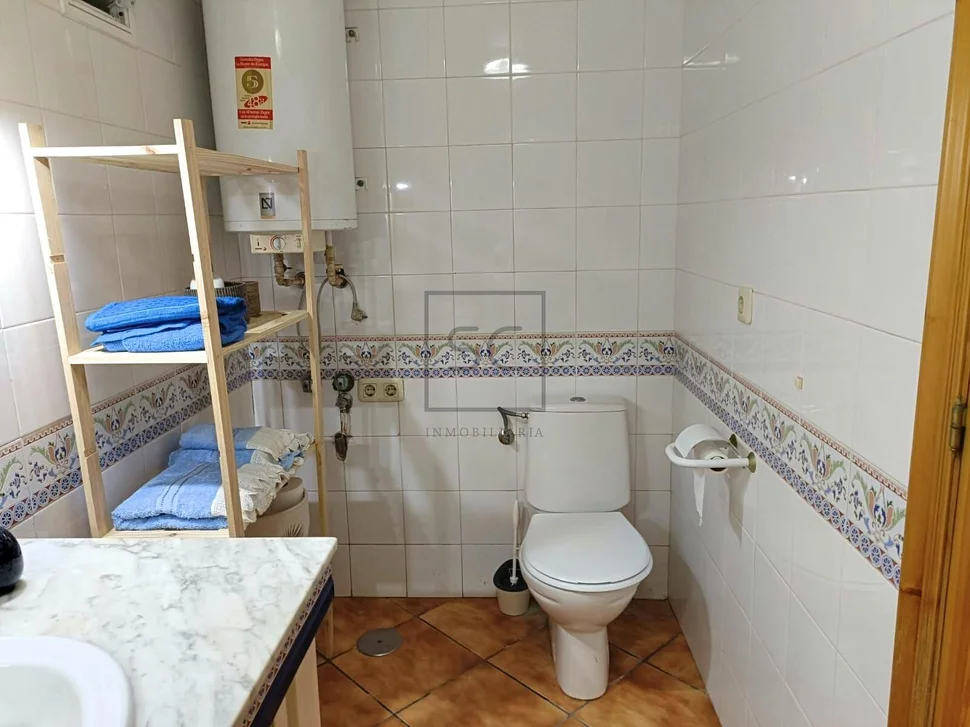 Casa con amplia parcela en sequeiro, valdoviño