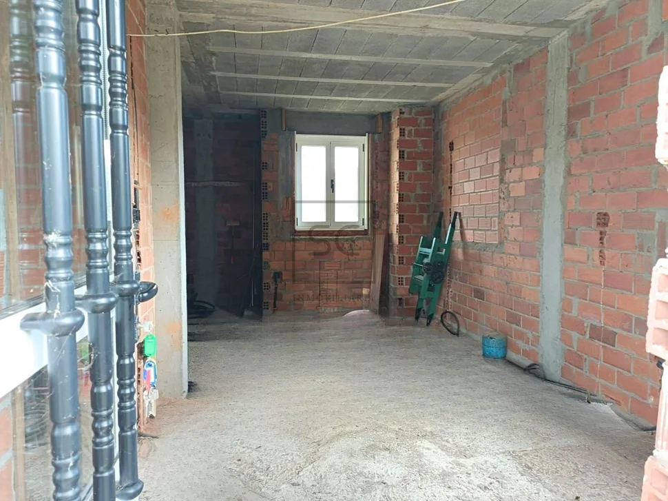 Casa con amplia parcela en Sequeiro, Valdoviño