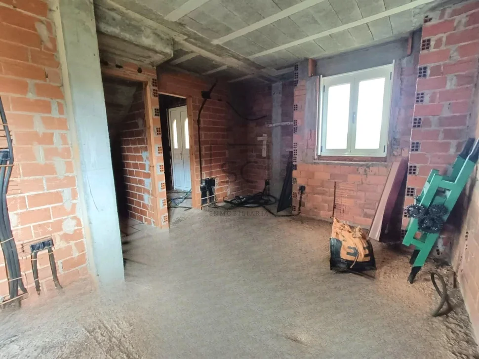 Casa con amplia parcela en Sequeiro, Valdoviño