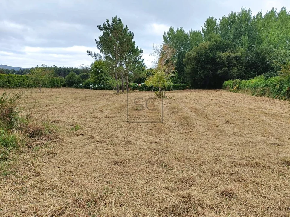 Casa con amplia parcela en Sequeiro, Valdoviño
