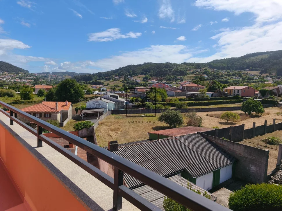 Dúplex con terrazas en neda