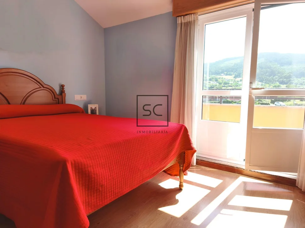 Dúplex con terrazas en neda