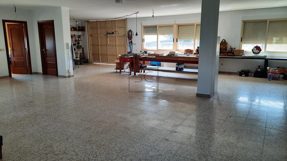 Vivienda independiente con múltiples posibilidades