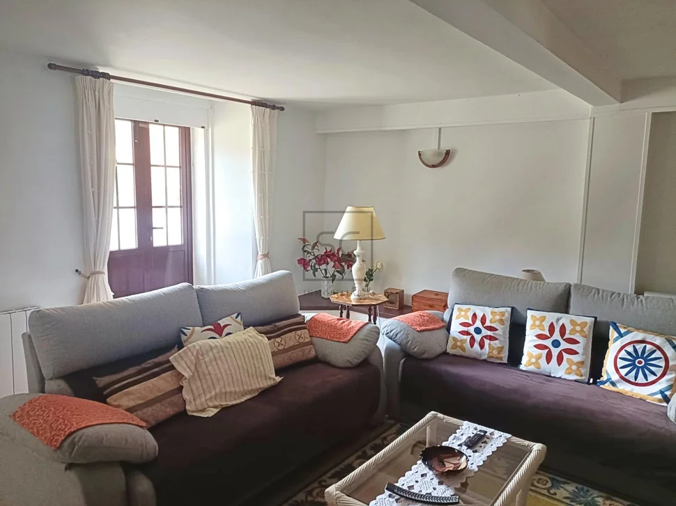 Casa adosada con 3 habitaciones en cedeira