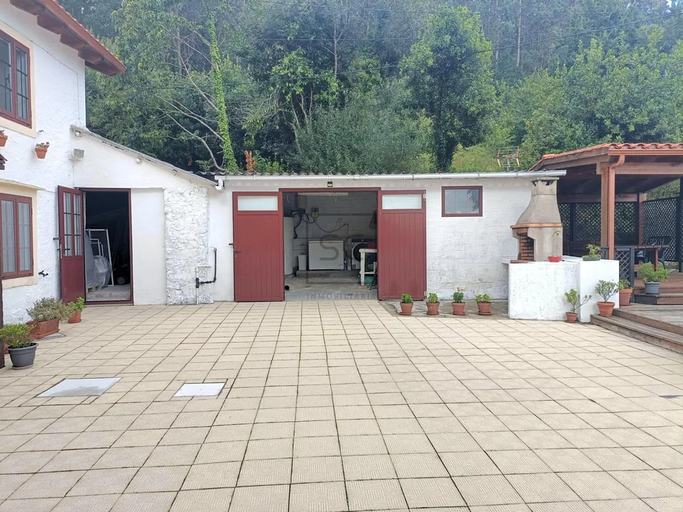 Casa adosada con 3 habitaciones en Cedeira