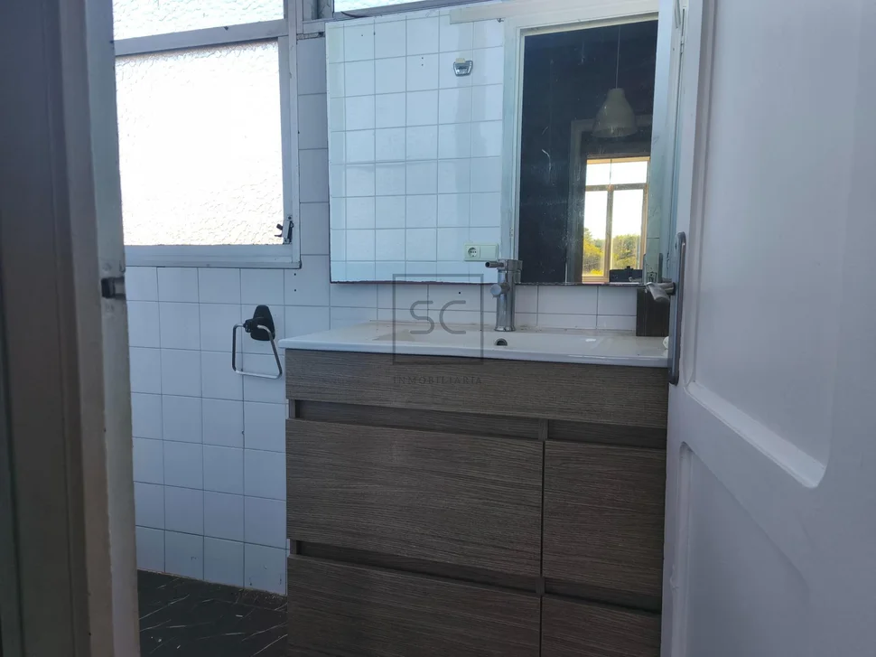 Dos viviendas independientes con finca en ferrol