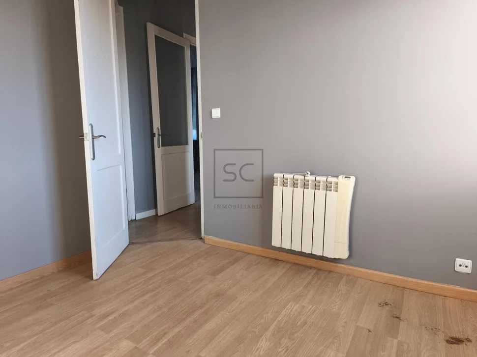 Dos viviendas independientes con finca en ferrol