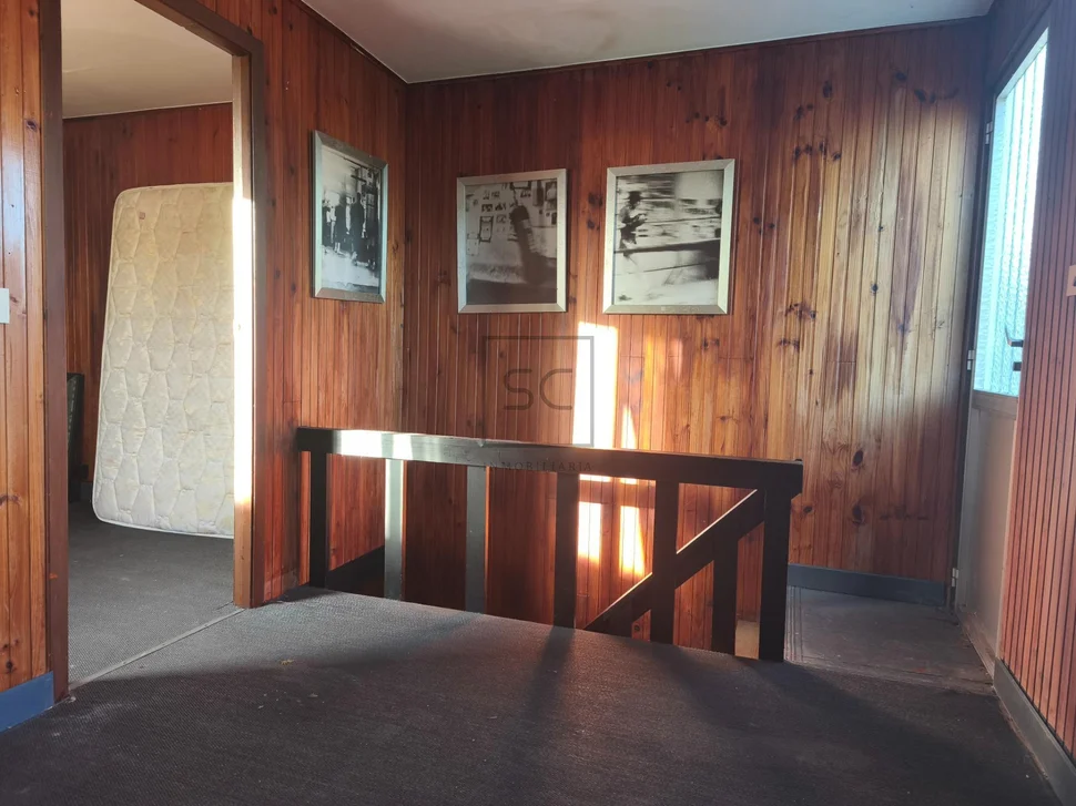 Dos viviendas independientes con finca en ferrol