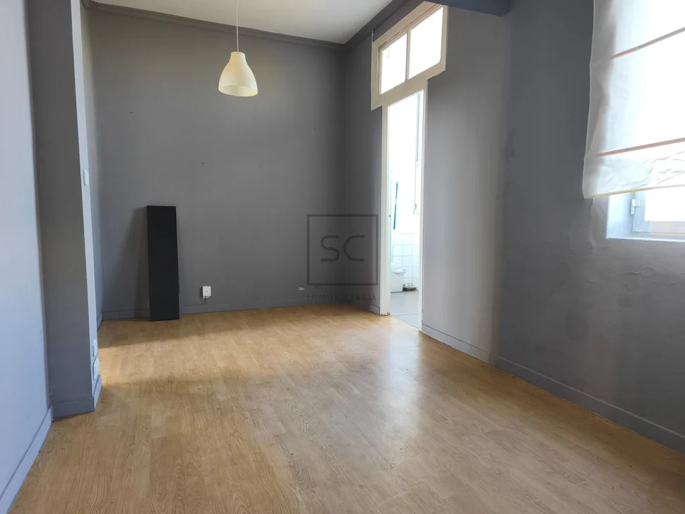 Dos viviendas independientes con finca en ferrol