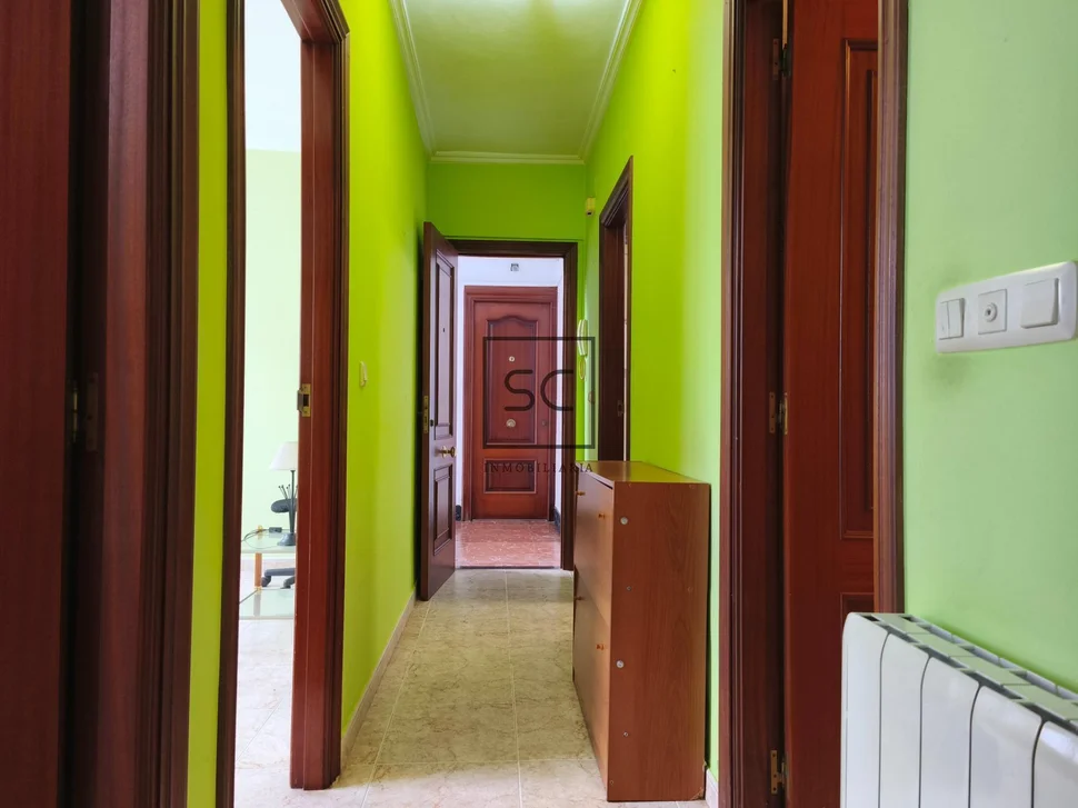 Bajo vivienda con terraza cubierta en catabois-ferrol