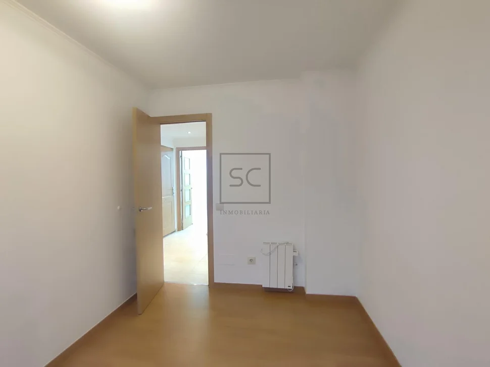 Piso recientemente reformado en caranza ferrol