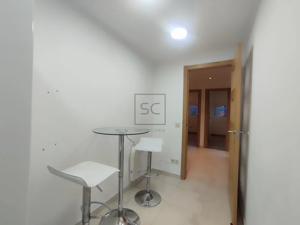 Piso recientemente reformado en caranza ferrol